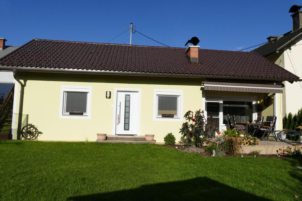 Ferienwohnung Stichauner Bodensdorf Zimmer foto